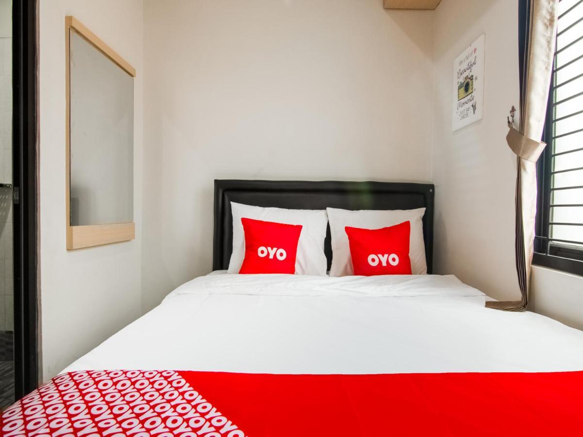 Oyo 3824 Columbus Residence J1 Telukjambe Eksteriør bilde