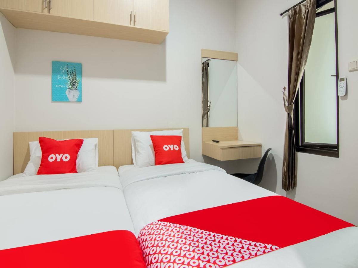 Oyo 3824 Columbus Residence J1 Telukjambe Eksteriør bilde